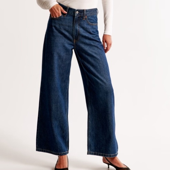 Abercrombie & Fitch High Rise Wide Leg Crop Jeans 14S - Picture 1 of 7